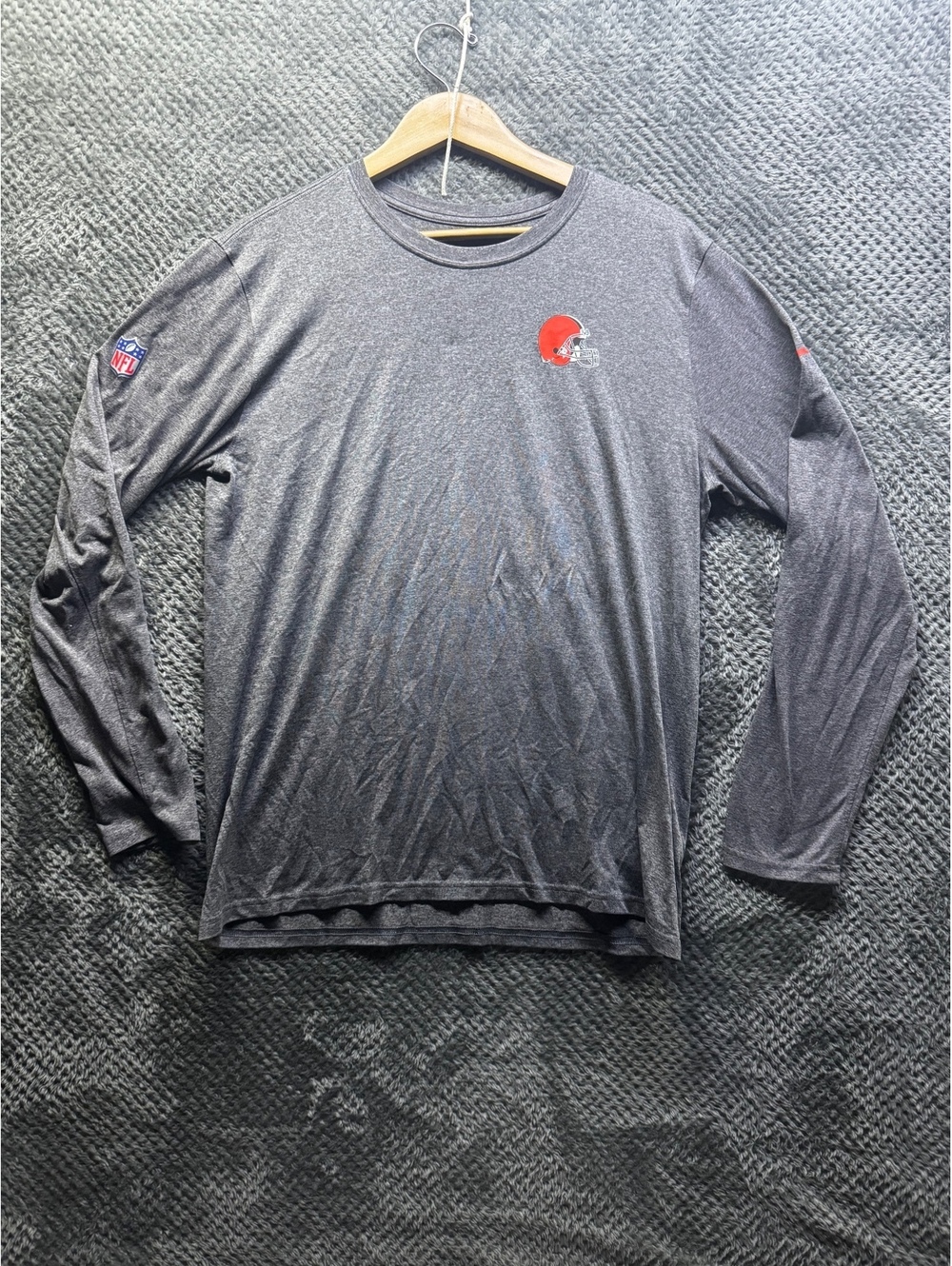 Cleveland Browns Nike NFL men’s large team issue long sleeve 641